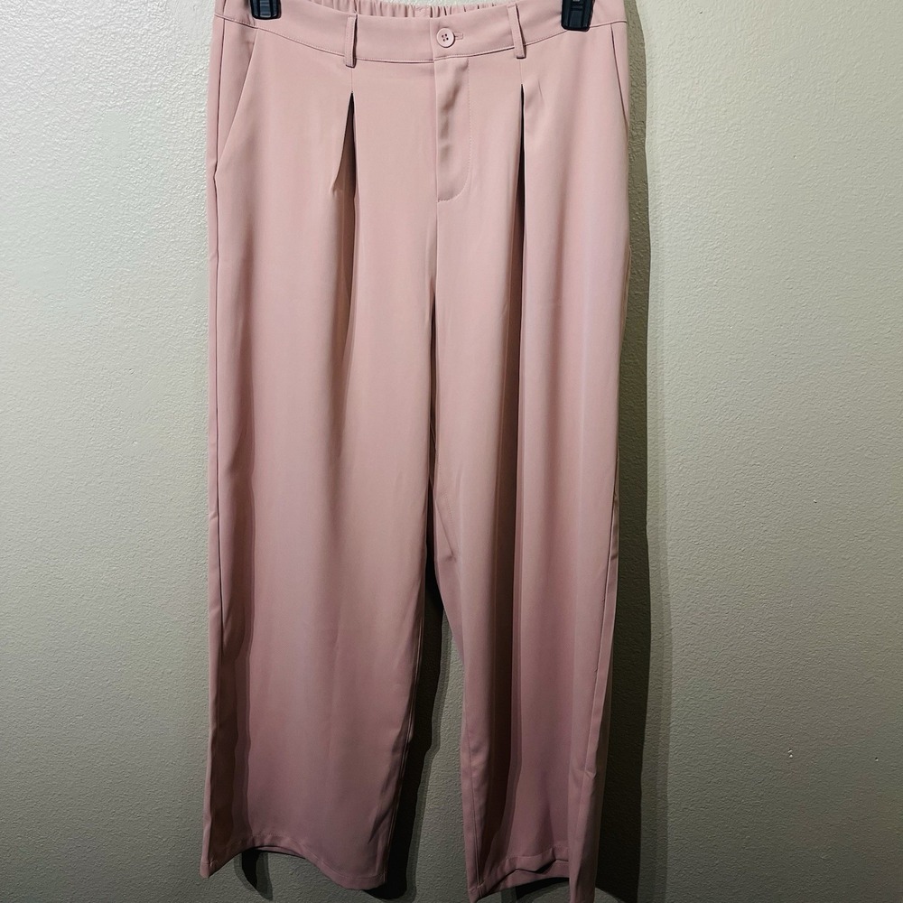 BTFBM  Dress Pants NWT‎ Wide Leg Pleated Front Semi Stretch Waist Pink Size L
